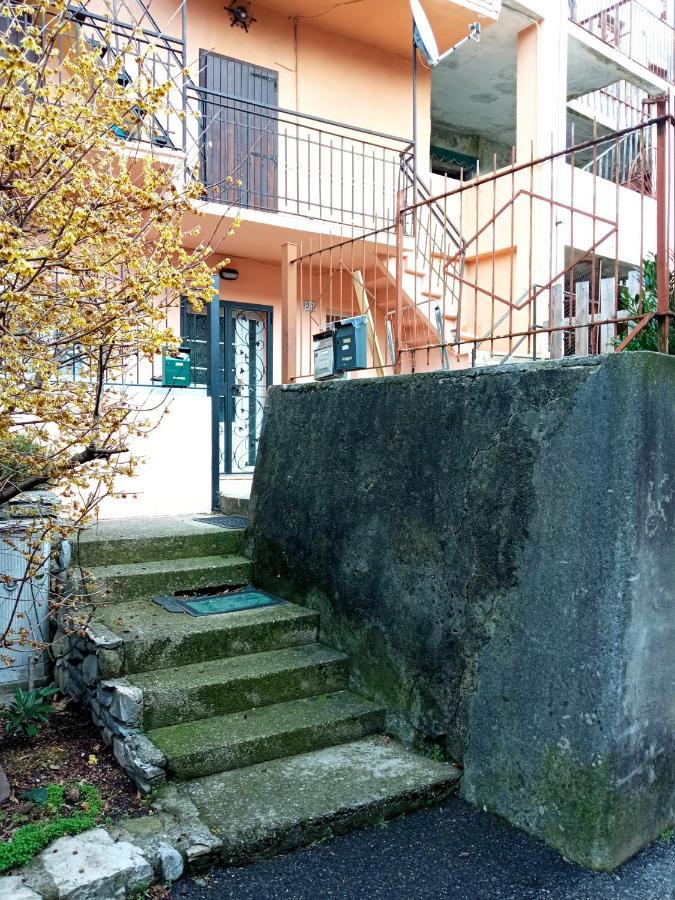 Pradalunga Cute Little Flat With View, 20 Mins To Bgy Airport 아파트 외부 사진