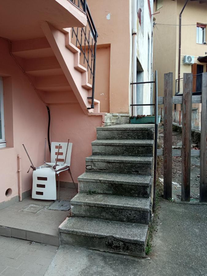 Pradalunga Cute Little Flat With View, 20 Mins To Bgy Airport 아파트 외부 사진